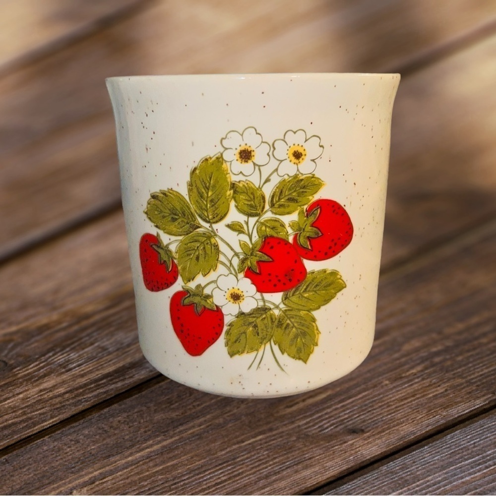 McCoy Strawberries Ceramic Container #1852 Sugar Honey Jam Jelly Floral Vase